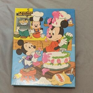 Vintage Disney Mickey Mouse 100 piece Puzzle